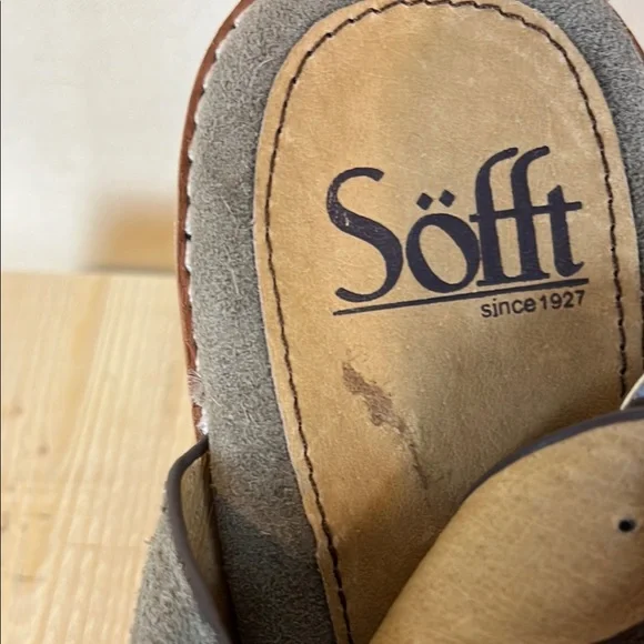 Sofft Women's Taupe‎ Suede Maben Sandals 11 - Picture 13 of 13